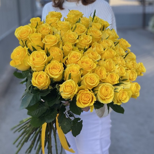 51 желтая роза Хай Еллоу